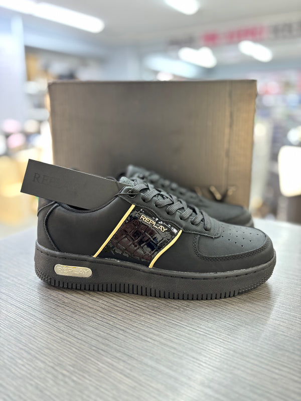 Sneakers replay